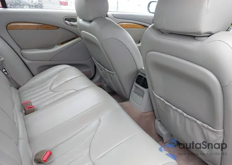 2000 Jaguar S-Type 4.0L V8 из США, поврежденный, VIN SAJDA01D0YGL07334